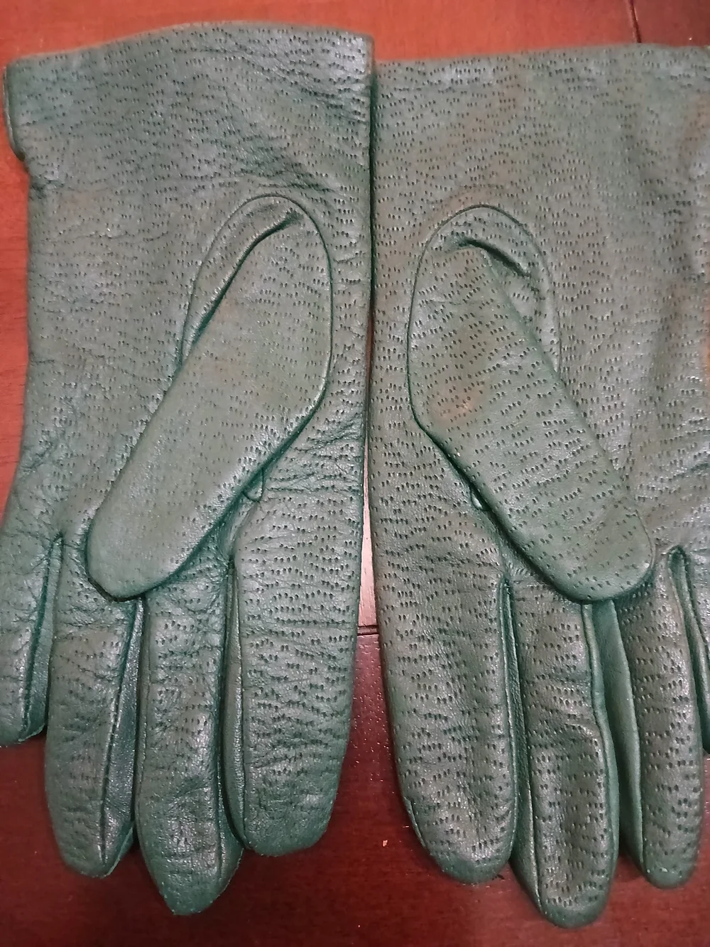 Vintage Women's Green Leather Gloves Size 8